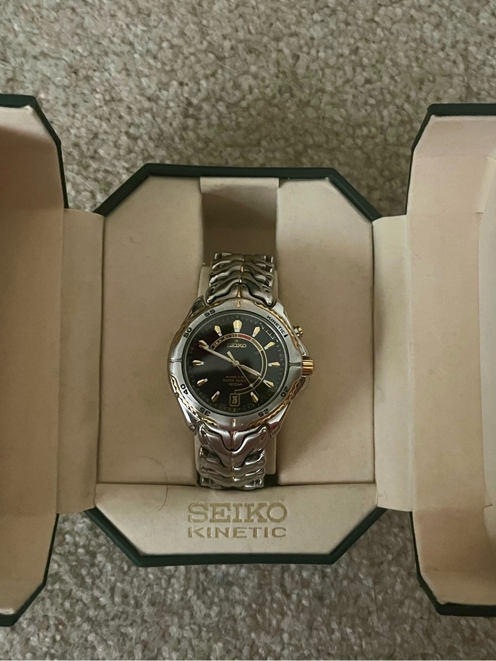 Seiko Two-Tone Black Dial Kinetic Watch